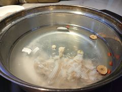 -三个椰子·现砍椰子鸡(金源CBD店)