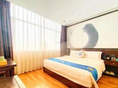 -泸州唯逸酒店(大山坪警察学院店)