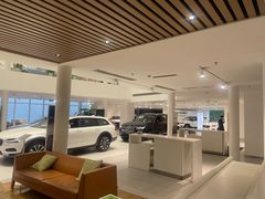 -杭州中沃沃尔沃4S店(滨江区店)