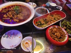 -路边边.炒菜烧烤.音乐餐厅(良乡长虹店)