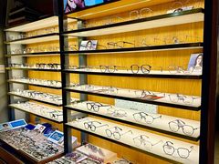 -优医视平价眼镜蔡司依视路折扣工厂店(德胜门店)