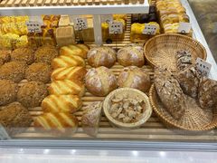 -焙丽拾光(麦凯乐直营店)