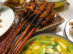 -丁里羊肉小镇(天鹅湖总店)