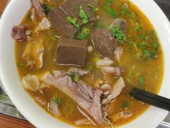 -春雨羊汤店(广开四马路总店)