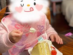 -红宝石·鲜奶小方·海派西点房(南丹店)