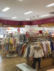 -孩子王(奥克斯广场店)