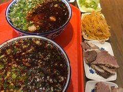 -吾穆勒蓬灰牛肉面·清真(中海河山郡店)