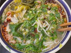 -云阿蛮云南生烫牛肉米线(奉贤路店)