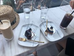 -UNI UNI(环亚凯瑟琳店)