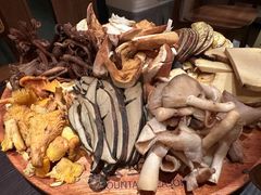 -芸鲜季·云南野生菌餐厅· 云南风物味研社(闵行店)
