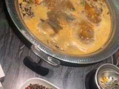 -老船舫·现做活鲜鱼馆(东郊记忆店)
