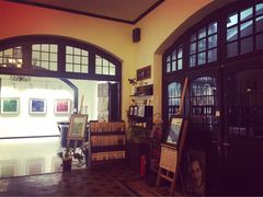 良友书坊-良友书坊(安徽路店)