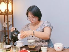 -诗宇时光茶艺书法古琴培训