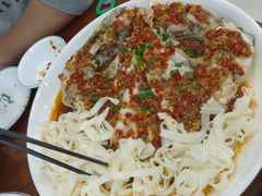 -湖南人家湘菜馆(镇江路店)