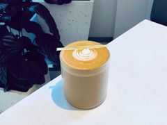 -Fridi Patisserie Cafe