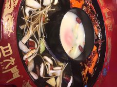 -重庆巴九门老火锅(阳朔店)