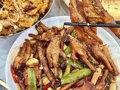 -丹水桥地锅鱼·翘嘴鲌·地方特色全鱼宴(丹江口大坝店)