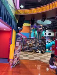 -欧酷世界动力星球(王府井奥莱UP TOWN店)