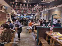 大堂-木屋烧烤(岗顶二店)