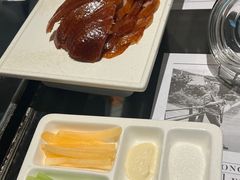 -小大董·烤鸭(凤凰汇店)