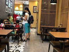 大堂-味一楼兰州拉面(机场一店)