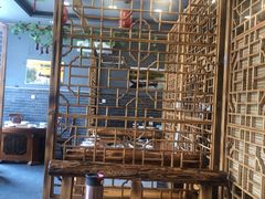 大堂-铁锅炖灶台鱼老三炖鱼馆