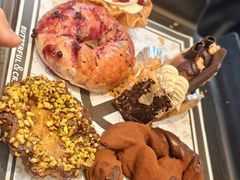 -BUTTERFUL&CREAMOROUS 黄油与面包(三里屯太古里店)