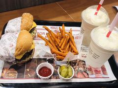 -The Habit Burger Grill 哈比特汉堡(复兴soho店)