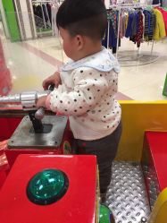 -莫莉幻想儿童乐园(武汉金银潭永旺店)