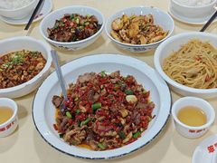 -笨罗卜浏阳菜馆(太平街店)