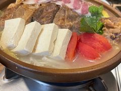 丽江腊排骨火锅-一坐一忘云南菜(嘉里中心店)