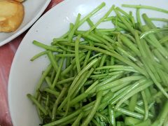 -蓝精灵饺子店