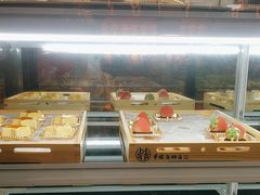 -黑金·寻焰自助百汇·烤肉·火锅(中街店)