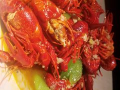 -沪小胖小龙虾(淮海中路旗舰店)
