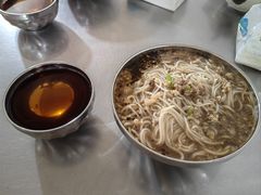 -正宗杨记普洱酸醋米线(总店)