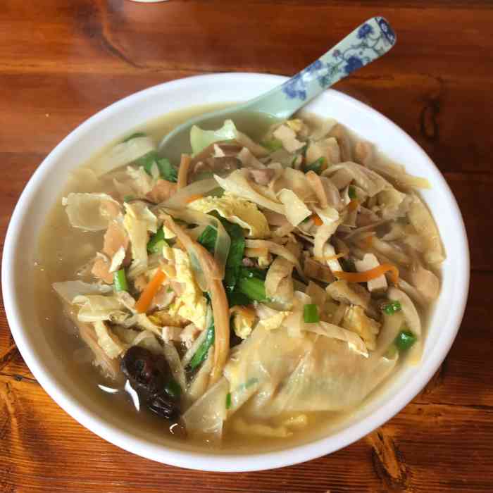 打分 仙居浇头面物美价廉,15块一大碗