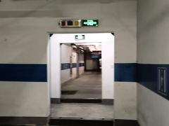 -正大乐城徐汇店-地下停车库