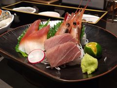 -铭牛烧肉·和牛海鲜自助(高新月牙湖店)