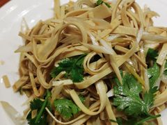 -老牌坊鲁菜名店(大观园商埠店)