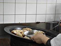 -黄阿姨锅贴大王(万航渡路店)