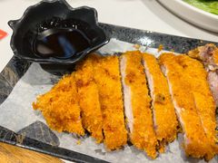 馋嘴炸猪排-馋三尺蟹粉小笼(人民广场店)