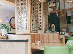 大堂-小六汤包·老字号·中华名小吃(公园南路店)