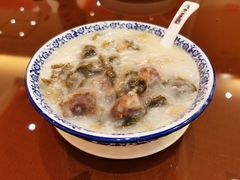 -广州中心皇冠假日酒店·百粤楼