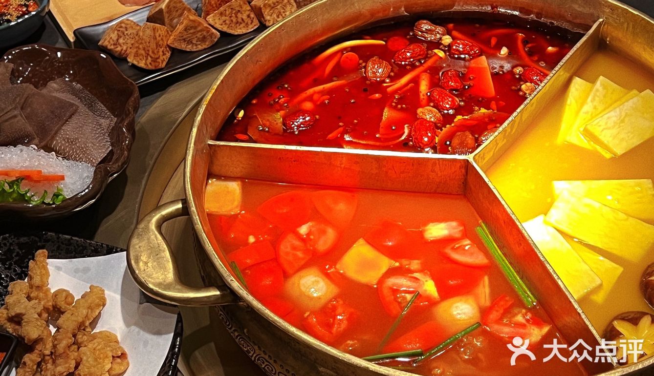 凑凑火锅合生汇店来啦新店装修的很有风格/高级