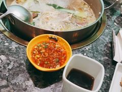 -一席地·本地鸡窝·杭帮鸡火锅(萧山银隆百货店)