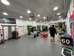 -APT运动康复中心(徐汇万科店)