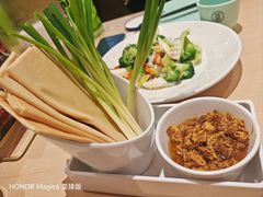 -吕氏疙瘩汤·新派鲁菜(芝罘万达店)