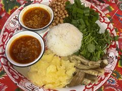 -闯关东东北农家菜(崂山石老人店)