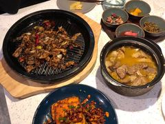 -半山腰·云南菜(侨福芳草地店)