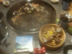 -船梆煮•蒸汽海鲜·炉火烤肉(五四广场店)